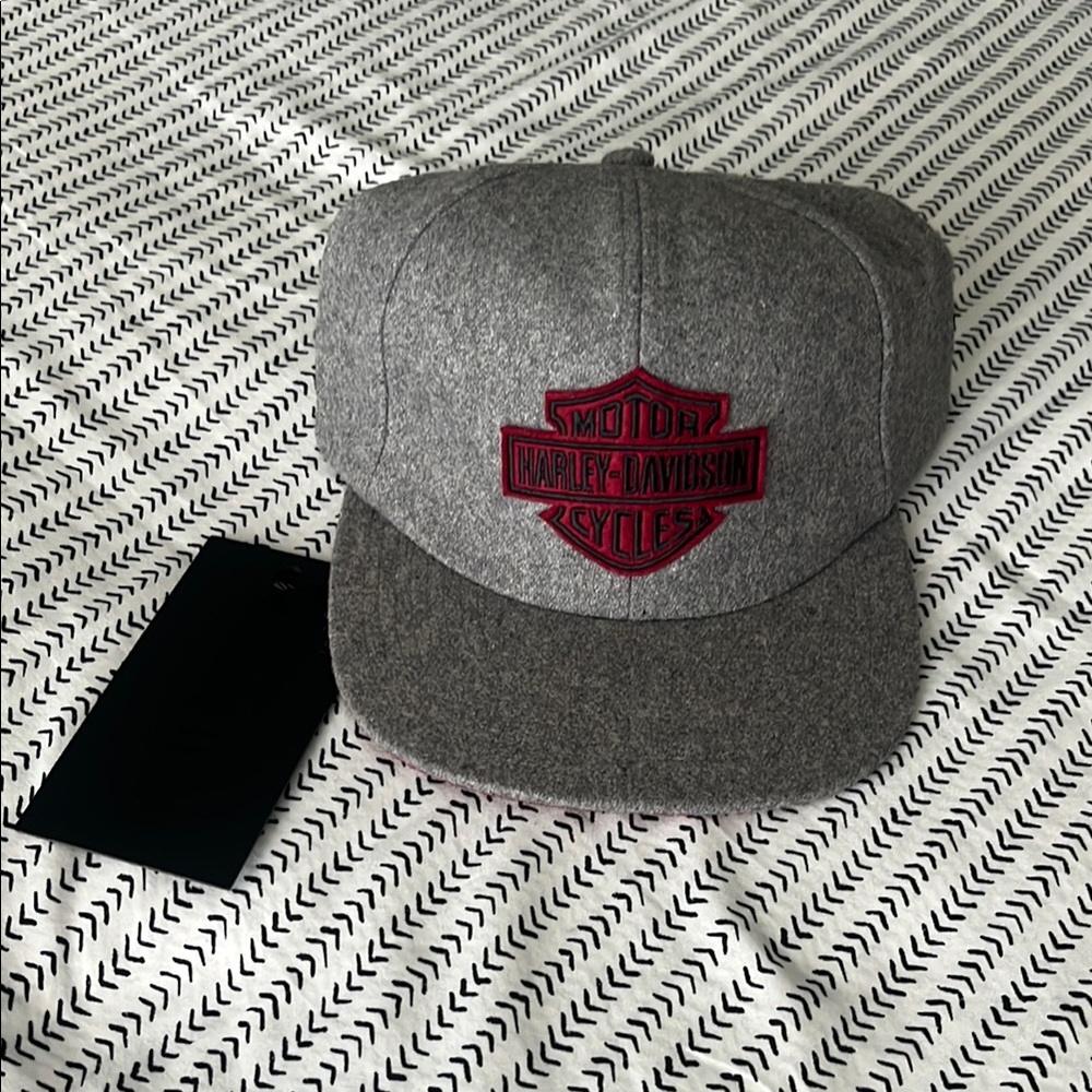 Harley-Davidson Gray Hat with Red Emblem